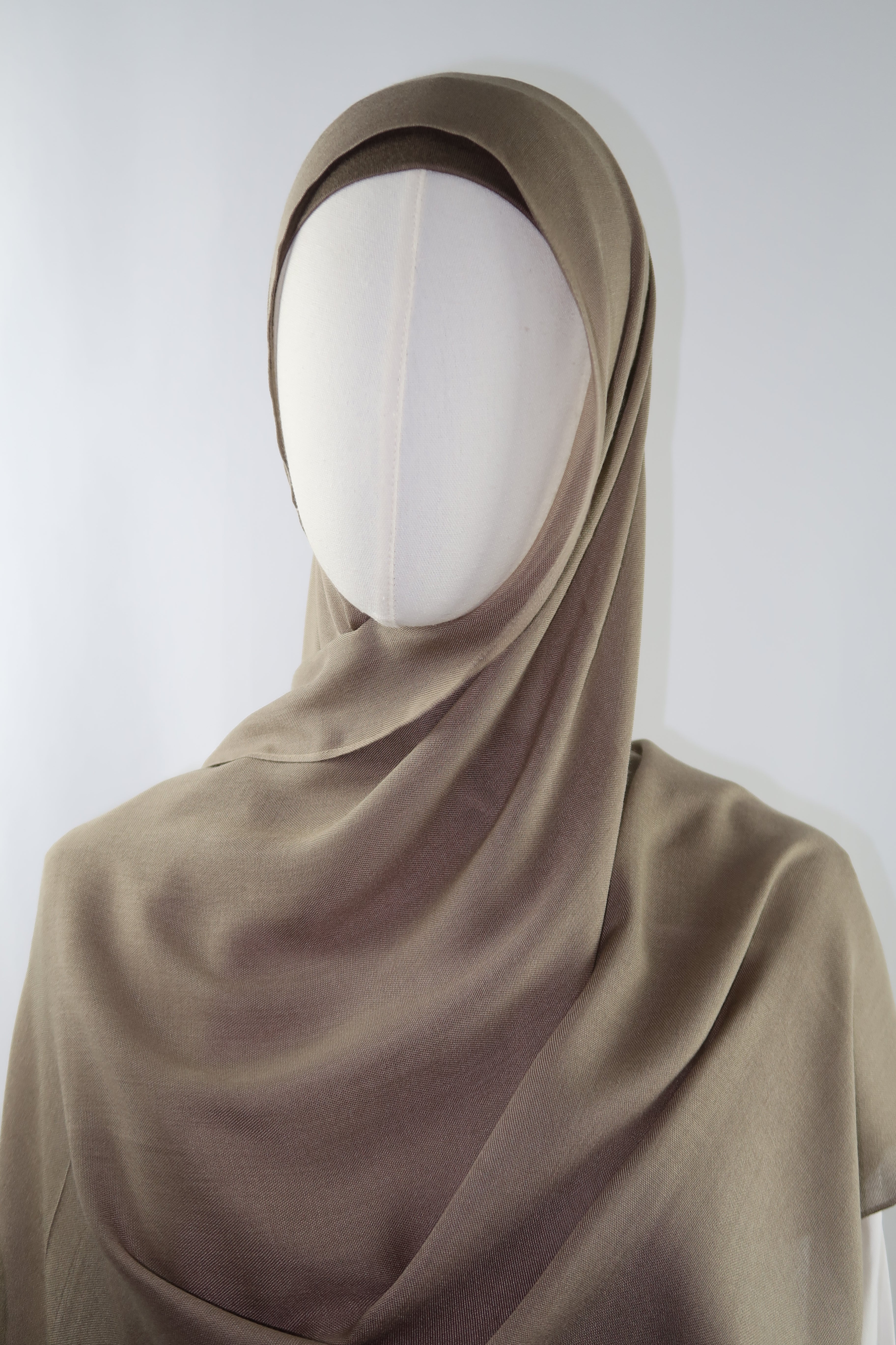 Perfect Taupe | Premium Modal