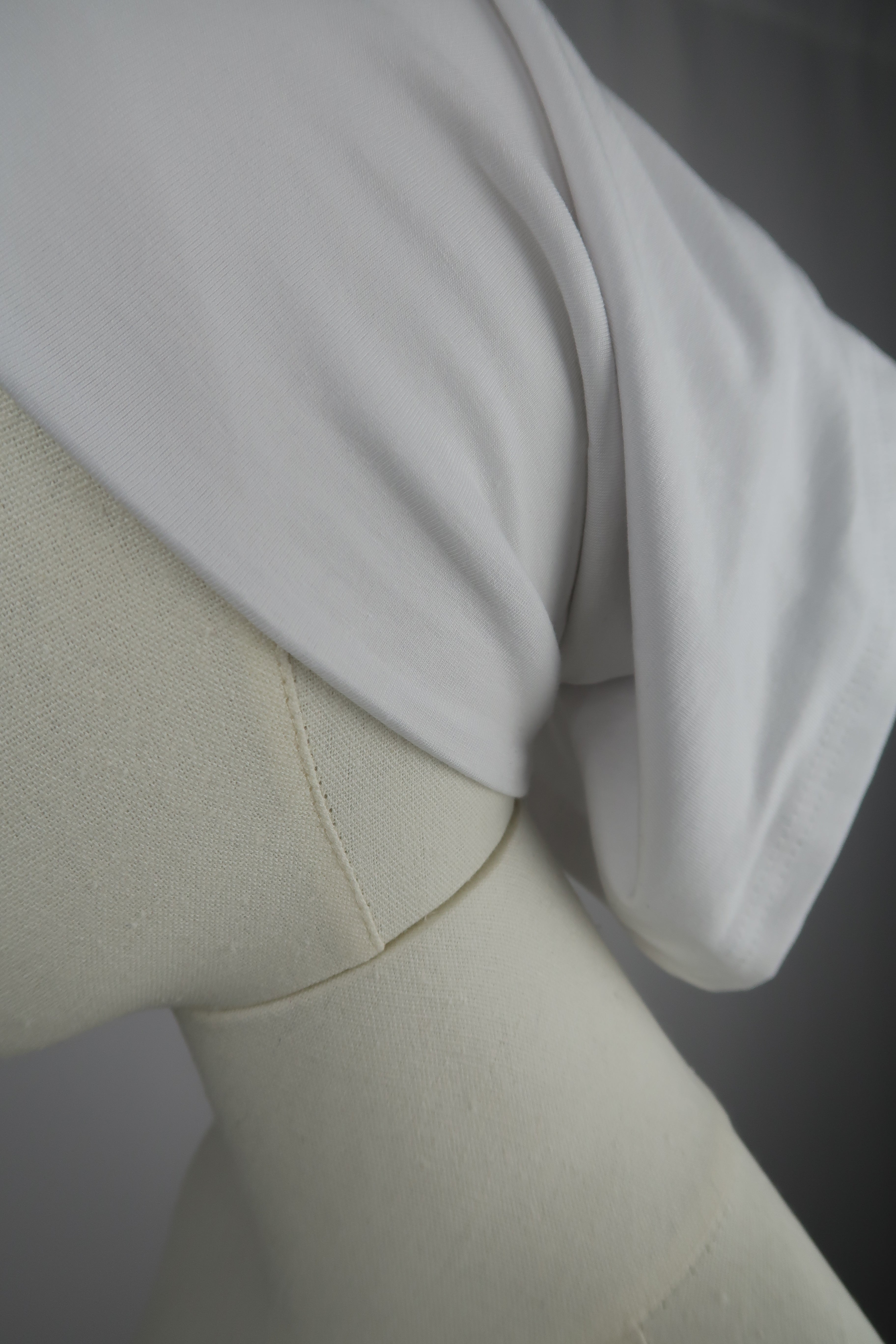 White Silk-Lined Tube Undercap