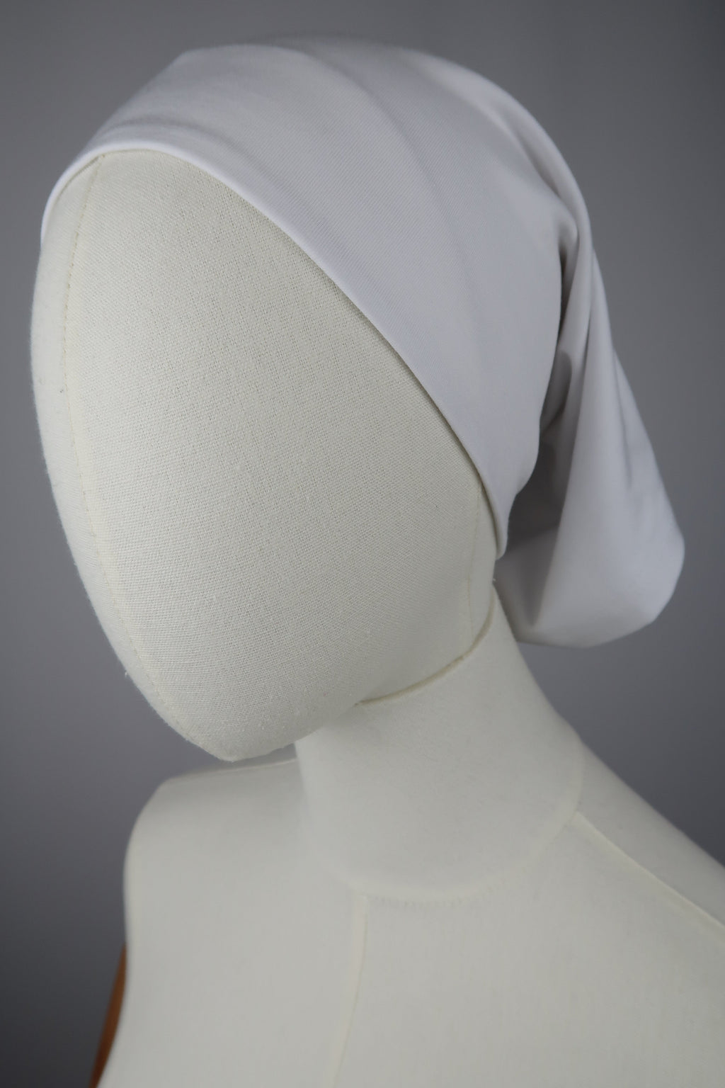 White Silk-Lined Tube Undercap